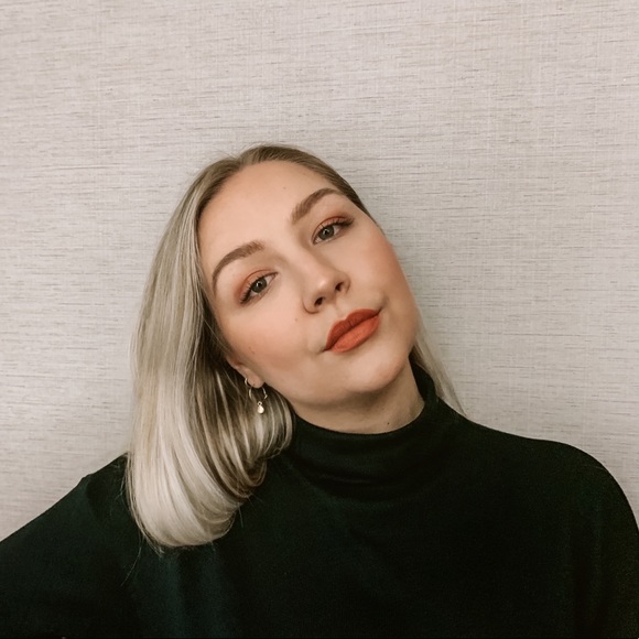 Meet your Posher, Natalie - Picture 1 of 1